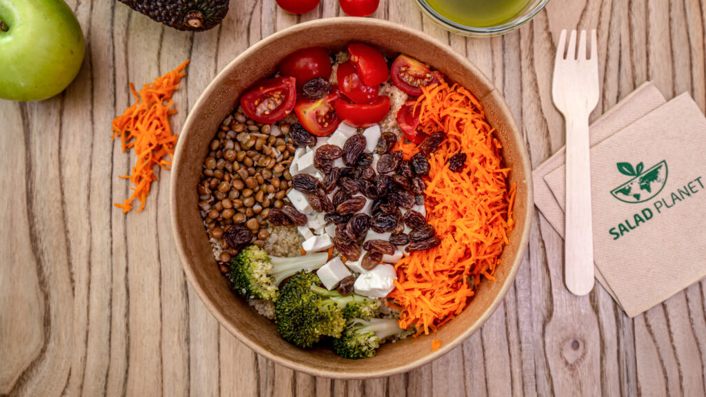 Ensalada vegana con quinoa y lentejas